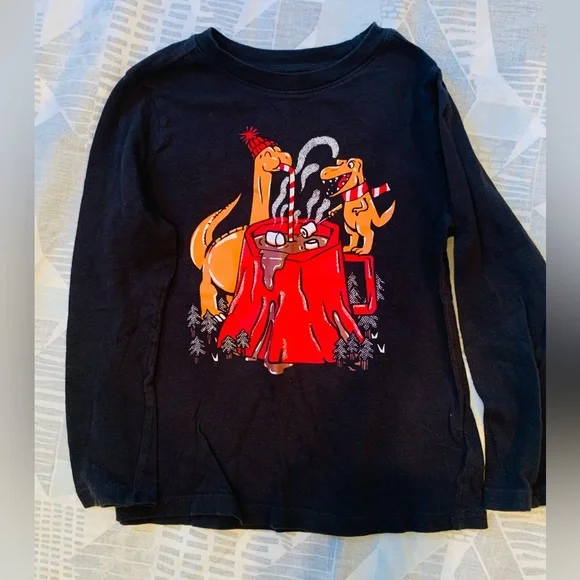 Lot of 6 Long sleeved graphic tees - Picture 6 of 11